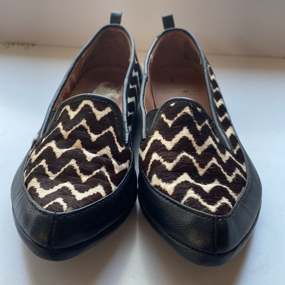 Adrianna Papell Lennox Calf Hair Chevron Pointed Toe Loafers Leather 7.5 37.5 - Picture 3 of 8